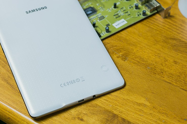 Samsung Galaxy Tab S (4).jpg